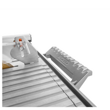 Load image into Gallery viewer, RIDGID R4021 6.5 Amp Corded 7 in. Table Top Wet Tile Saw