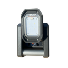 Load image into Gallery viewer, RIDGID R8694620KSBN 18V Cordless Flood Light Kit with Detachable Light with 2.0 Ah Lithium-Ion Battery and Charger