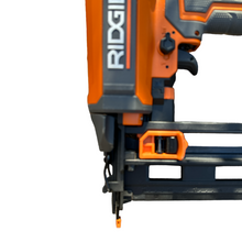 Load image into Gallery viewer, Ridgid R250SFF PNEUMATIC NAILER