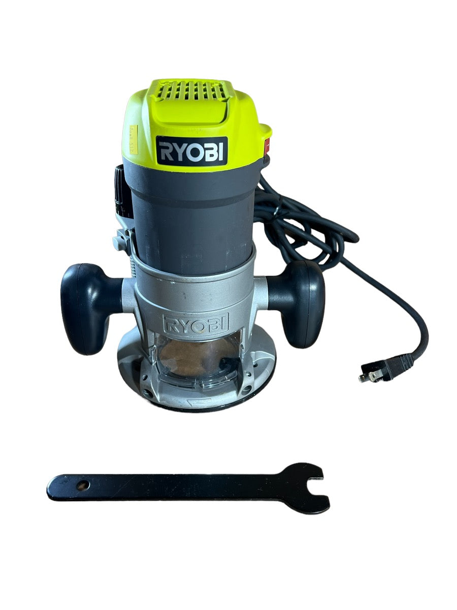 8.5 Amp 1-1/2 Peak HP Fixed Base Router